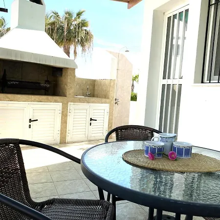 Kalamies Villas *